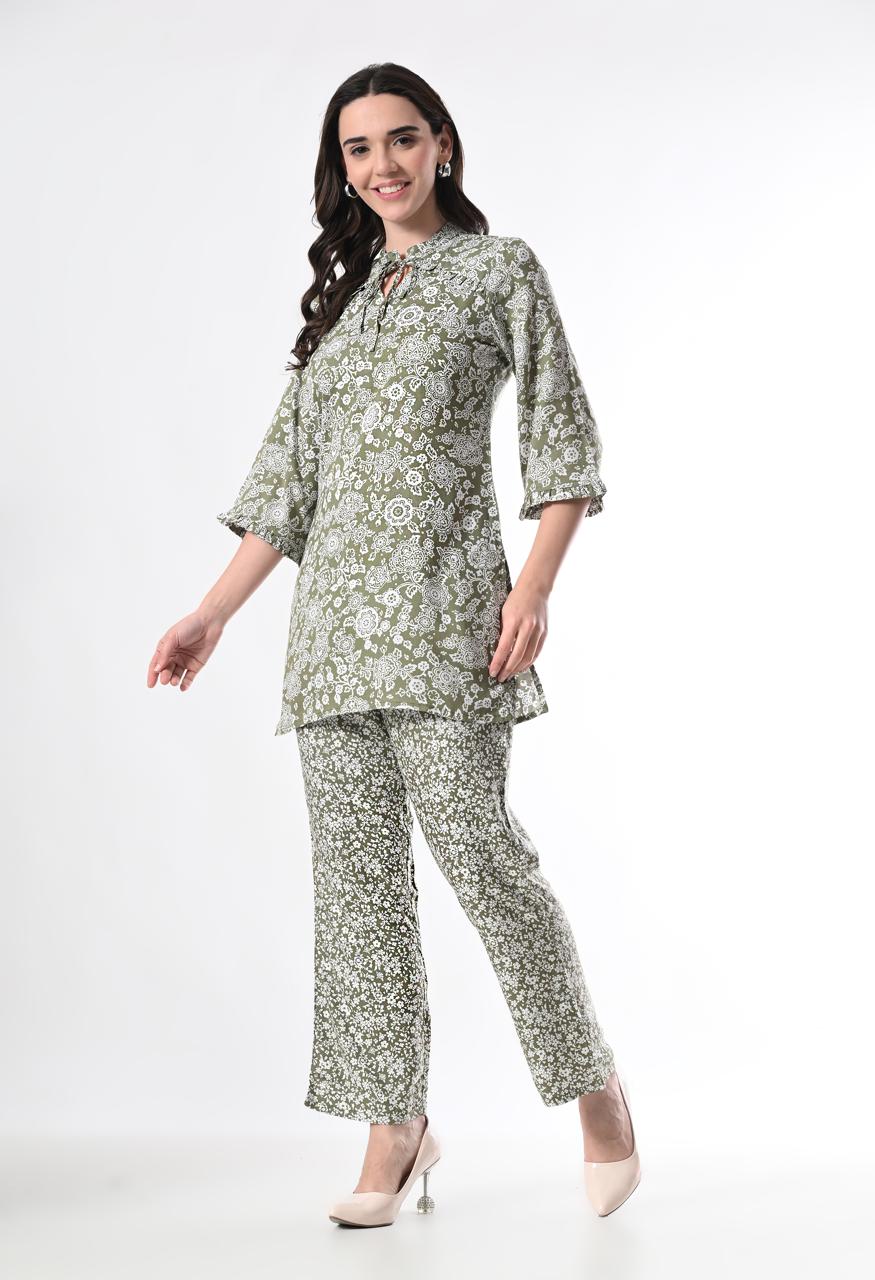 STYLISH GREEN CO-RED SET