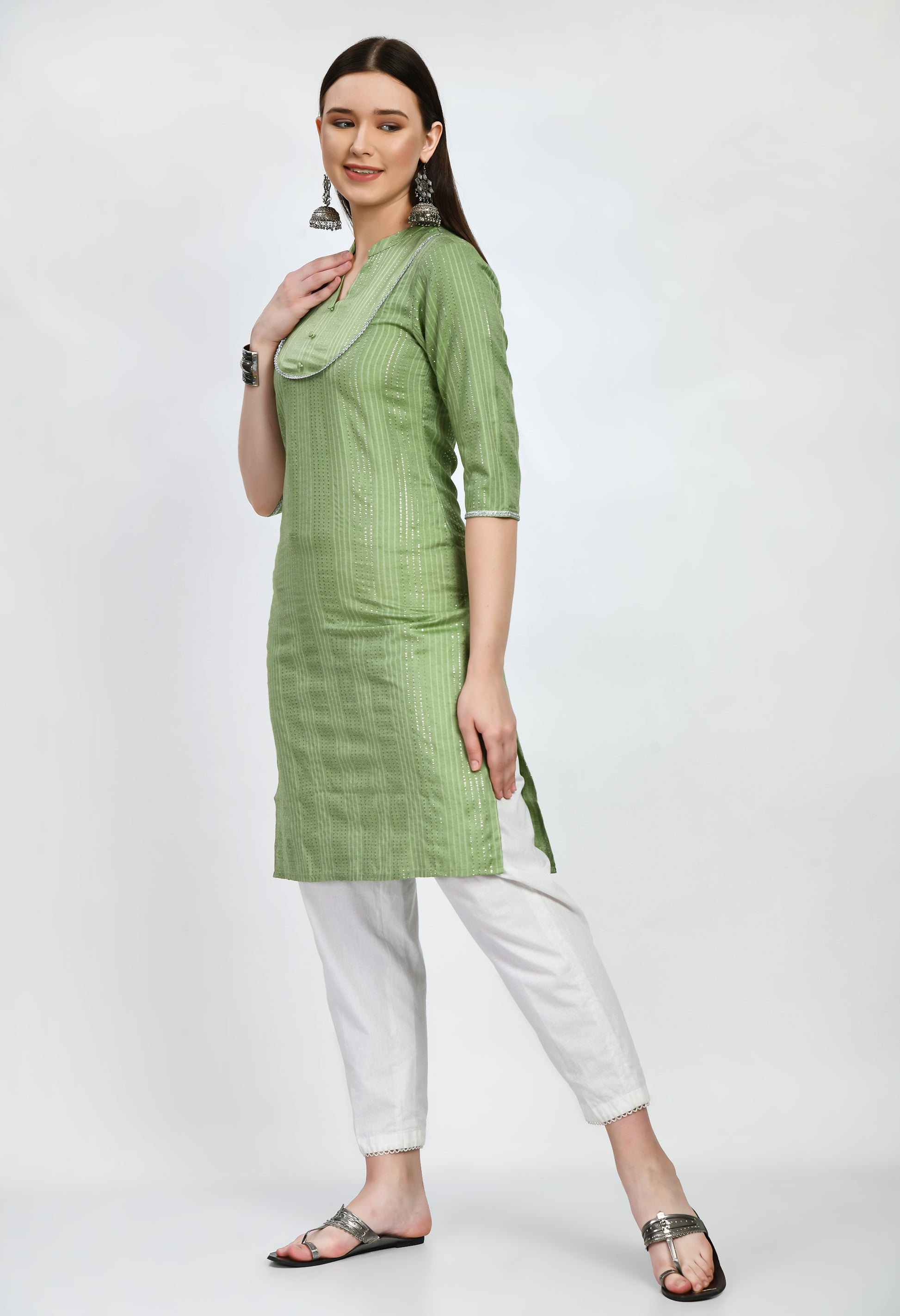 Women Solid Viscose Rayon Straight Kurta