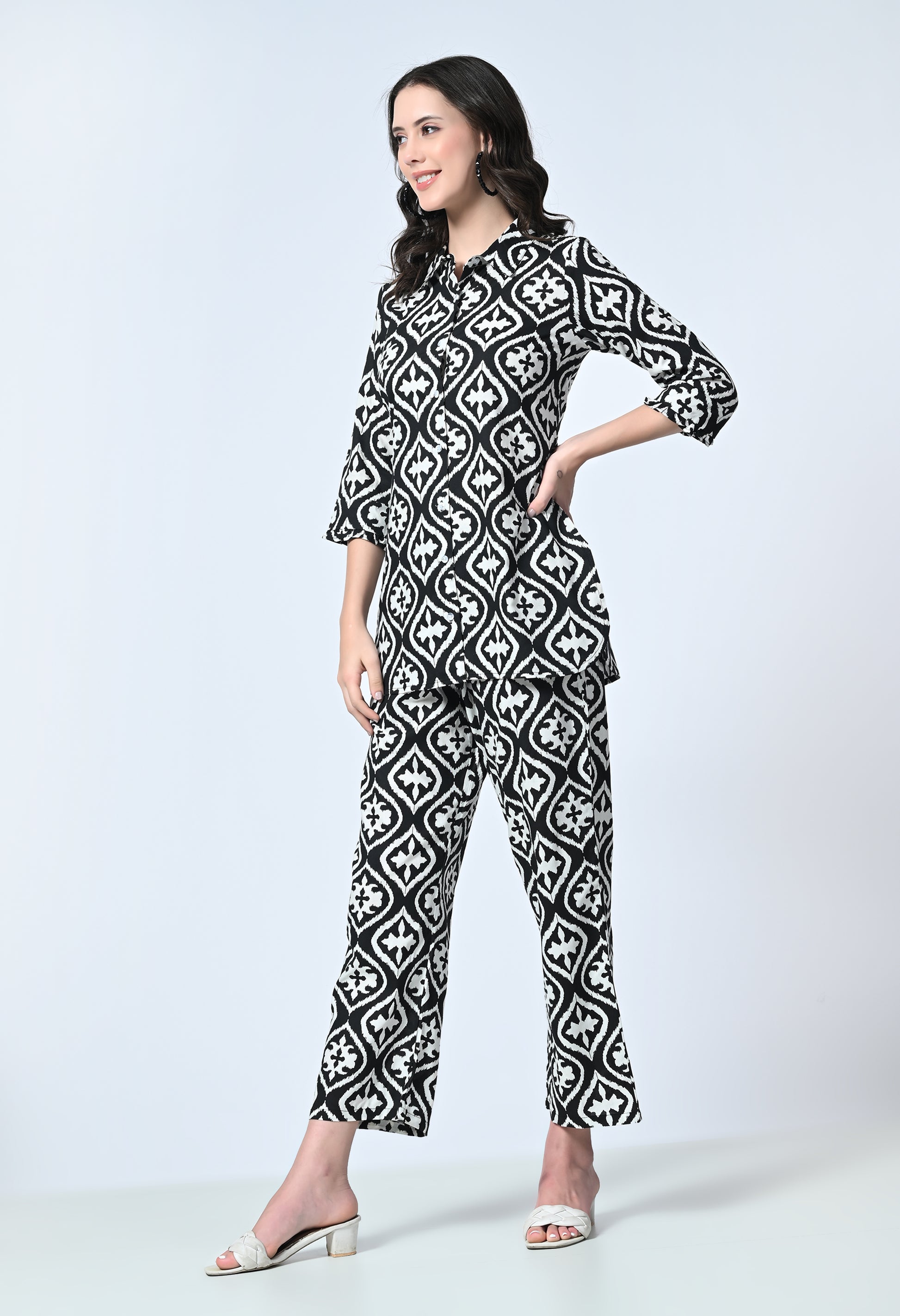 Women Black Printed Shirt Collar Co-Ord Set