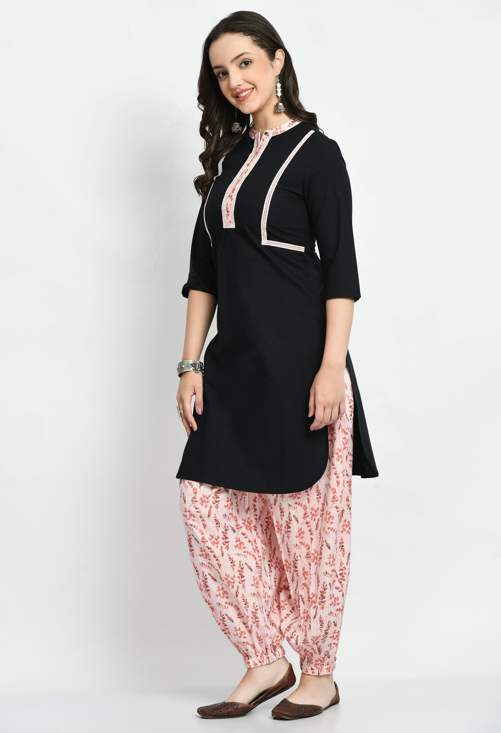 Women Cotton Blend Kurta Salwar Set