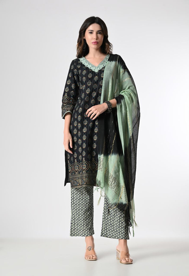 Chic Black Kutra and Palazzo Set for Wear